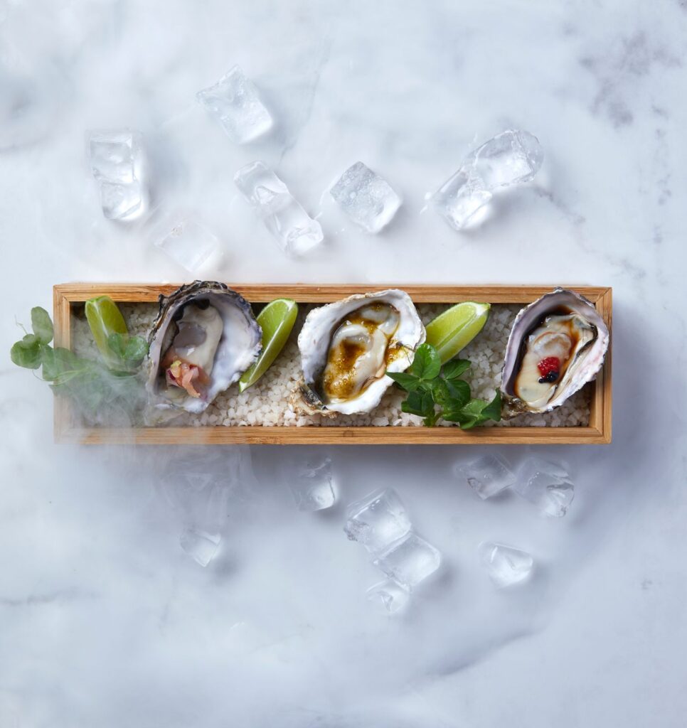 3 way oyster — staging demonstration